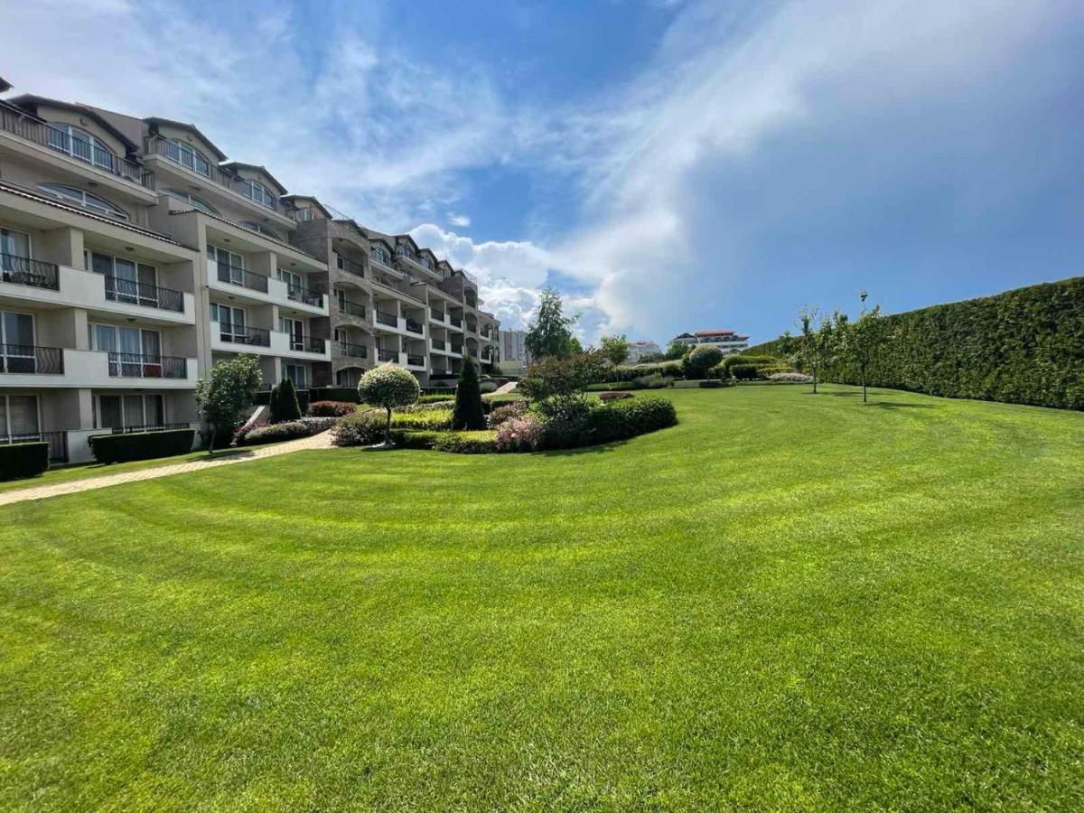Provence Deluxe Apartment In Atia Resort Chernomorets Luaran gambar
