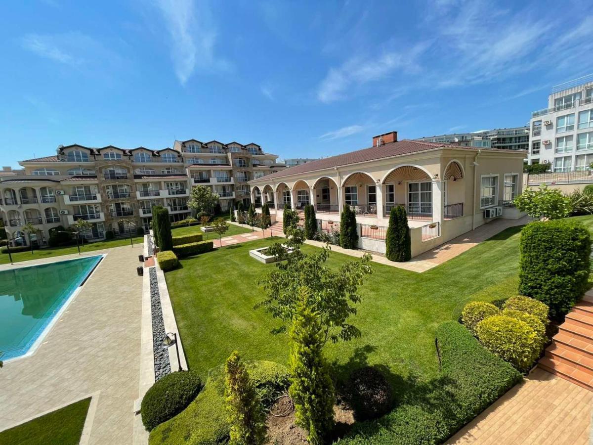 Provence Deluxe Apartment In Atia Resort Chernomorets Luaran gambar